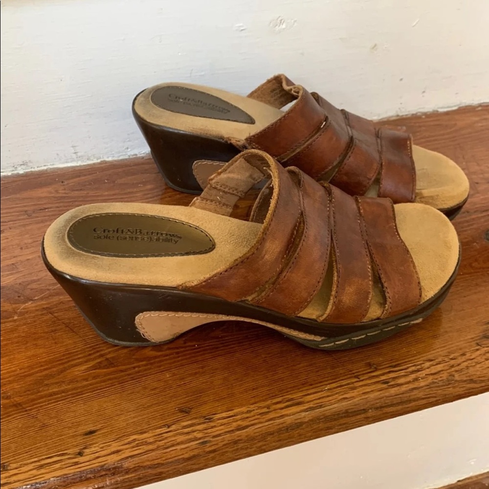 Croft & Barrow Sandals- SIZE 6